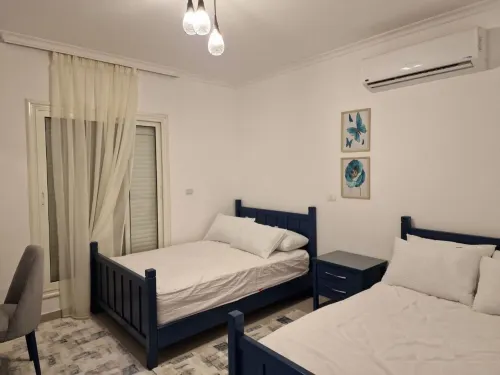 Luxury 3-bedroom chalet with wide garden at Amwaj - fully air conditioned - Pool