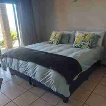 Cloud 9 Room 6 King Bed & Stunning Views Rooms