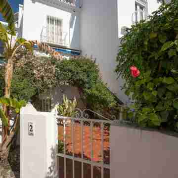 BAJAMAR II 2 MENYBER Hotel Exterior