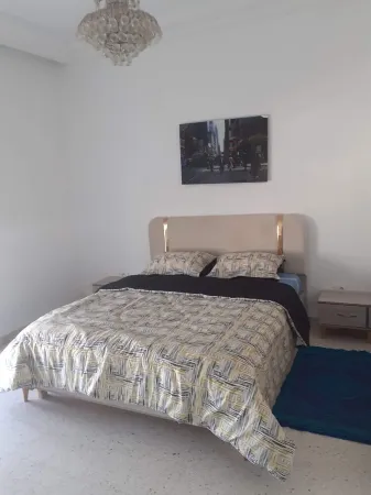 Superb sfax apartment Отели в г. Сфакс