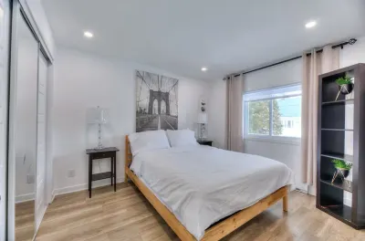 Great Gaston Hotels near Pierre Boucher Hospital