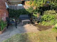 Comfy Holiday Home & Beach Hut