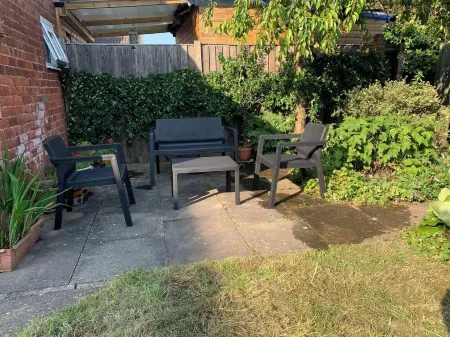 Comfy Holiday Home & Beach Hut Отели в г. Мейблторп