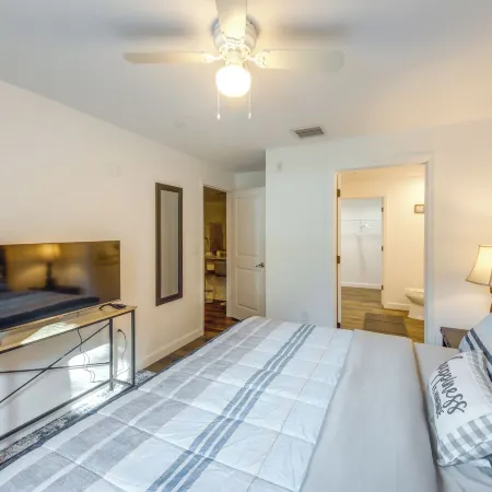 Pet-Friendly LaBelle Apt, Close to River!