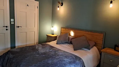 2 Bedroom Barn Conversion in Bower Hinton, Somerset.