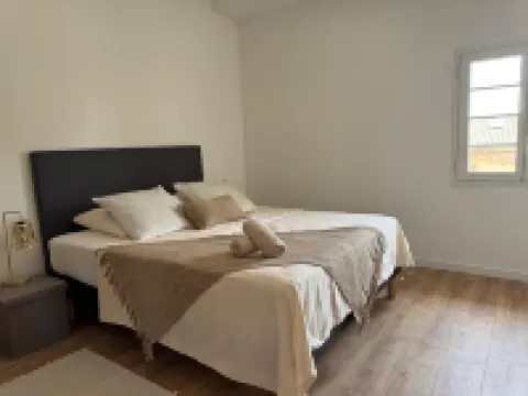 Splendid apartment in Orange town center