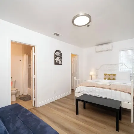 Cozy 2BR/2BA Guest House in Alhambra w/ AC, WiFi, Peaceful Stay