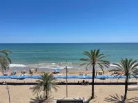 Calafell beachfront apartment with swimming pool 카라펠 호텔