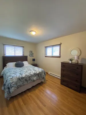 Peaceful Lake Antoine cottage