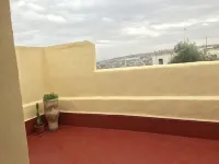 Logement Agreable a la Medina de fes Avec Terrasse Dominant la Vielle Ville Hotels in 