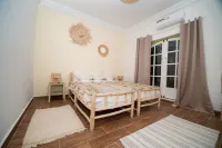 Villa Safran Ailleurs sous les Oliviers 15 minutes from the medina in Marrakech
