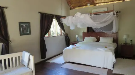 Casa Paco Inhassoro Отели в г. Inhassoro