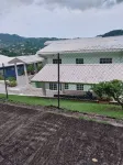 A personalized & Spacious Hilltop Orchard Villa- 5 min to the city.