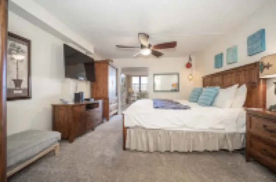 We have beach access!!!