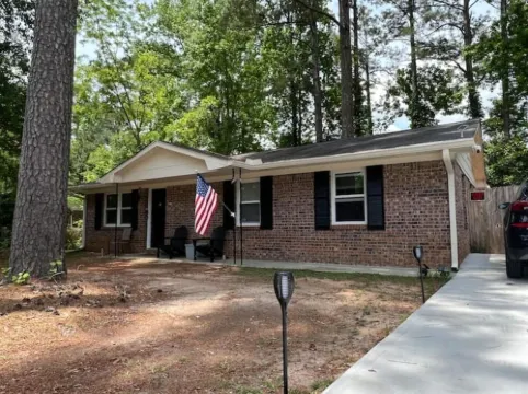 Newnan, Sauber, Ruhiges, Frisch Renoviertes Komplettes Haus