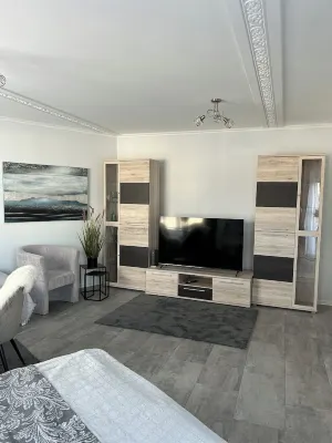 Cozy city loft with balcony & underground car park Hotels in Sigmaringen