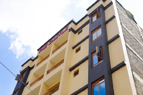 Modern 1-bedroom apartment in welcoming Ruiru with WiFi, Working table
