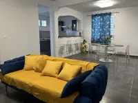 Villa top near the beach! Sea view