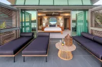 Yacht Club Villa 33-Serenity-Ocean Views with Golf Buggy