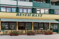 ALPINE Apartment 208 by globboard