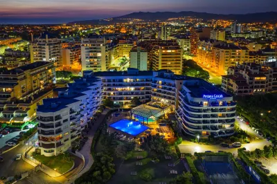 Hotel Pestana Cascais Ocean & Conference Aparthotel Các khách sạn gần Cascais Riding Club