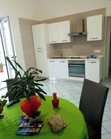 Casa Vacanza Cilento Pardalis Appartamento con Terrazzo e Parcheggio Gratuito