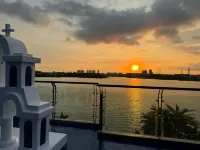 Santorini in Msia 3000sqft TownVilla, rooftop BBQ, sunset lakeview, 5BR, 13pax