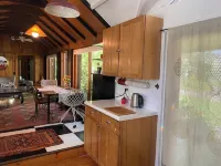 Enchanted 2 bedroom, x-lake cabin with mountain views.  Fast WFYI , Napanoch.