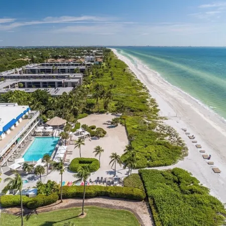 Sundial B201 - Stunning Condo on Sanibel Beach - Steps to the Sand!