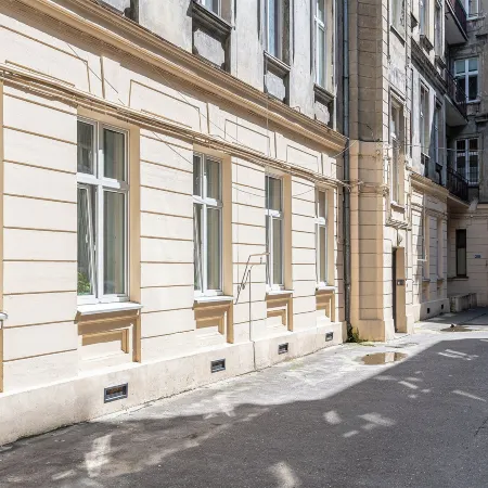 RentPlanet - Apartamenty Rewolucji 1905