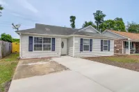 Savannah Vacation Rental ~ 8 Mi to River Street!