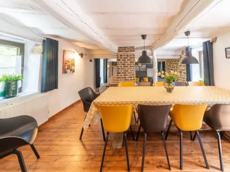 Theux Farmhouse with Garden