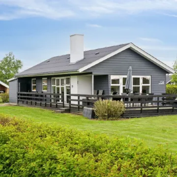 "Elvina" - 200m from the Sea