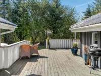 "Elsemaria" - 1.3km from the Sea  호텔