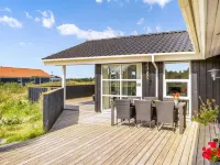 "Mauri" - 350m from the Sea