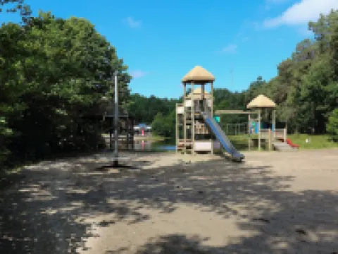 シャレー イン バールセ ヘイ ウィズ モダン コンフォーツ トゥルンホウトのホテル