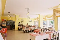 Pasifik Hotel - Bãi biển