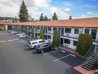 The Sandman Santa Rosa Sonoma, Ascend Hotel Collection - parking
