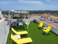 Charming apartment, in town, between sea and mountains. With spa area.