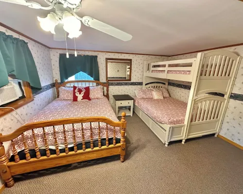 Get away from the city life and go get some fresh air in the real country Hoteles en Jackman