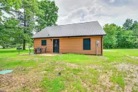 Near Mammoth Cave: Family-Friendly Cabin w/ Patio! - 3 tähden