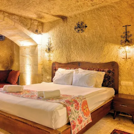 Shiraz Cave Cappadocia