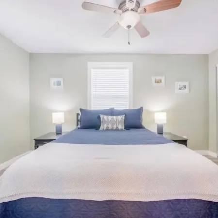 Remodeled Historic Home. Walk to DT. Office space.