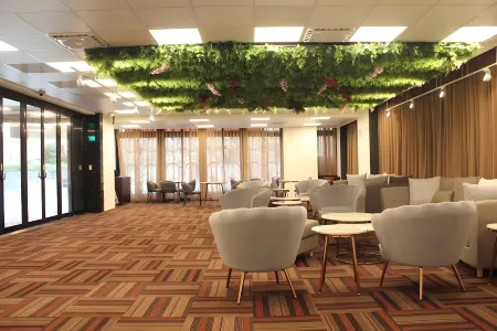 Royal Jade Boutique Hotel Отели рядом с достопримечательностью «Shi Lin Ci Cheng Gong»