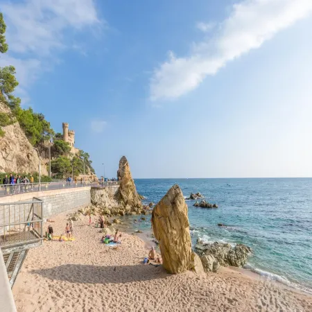 Villa in Lloret de Mar with Private Pool
