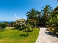 Villa in Gran Canaria with Private Pool & Tennis