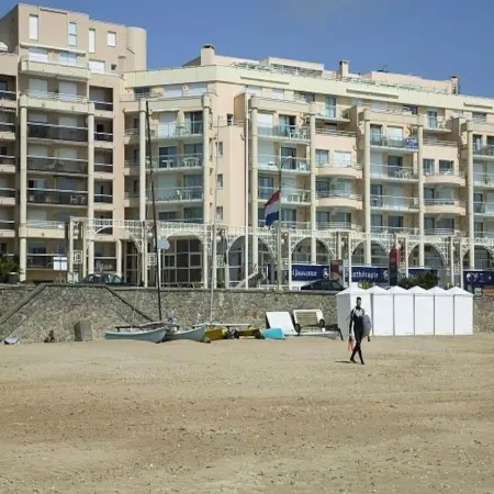 Residence Les Oceanes with one room