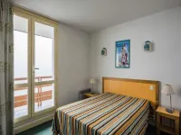 Apartment Selection 1 bedroom (8 people) Hotele w: Bareges