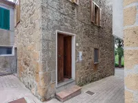 Charmante Home with Garden