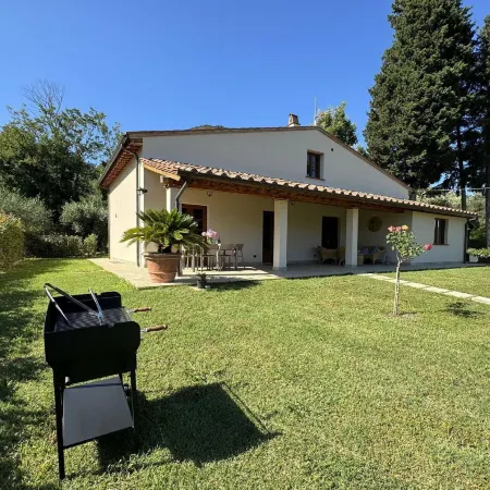 House in Tuscany near Pisa & Lucca